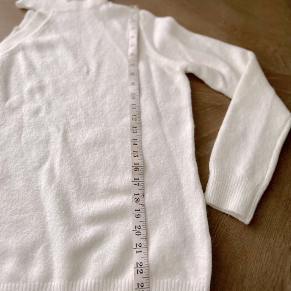 Michael Kors One Shoulder Turtleneck Sweater NWT $195 M - Picture 7 of 8